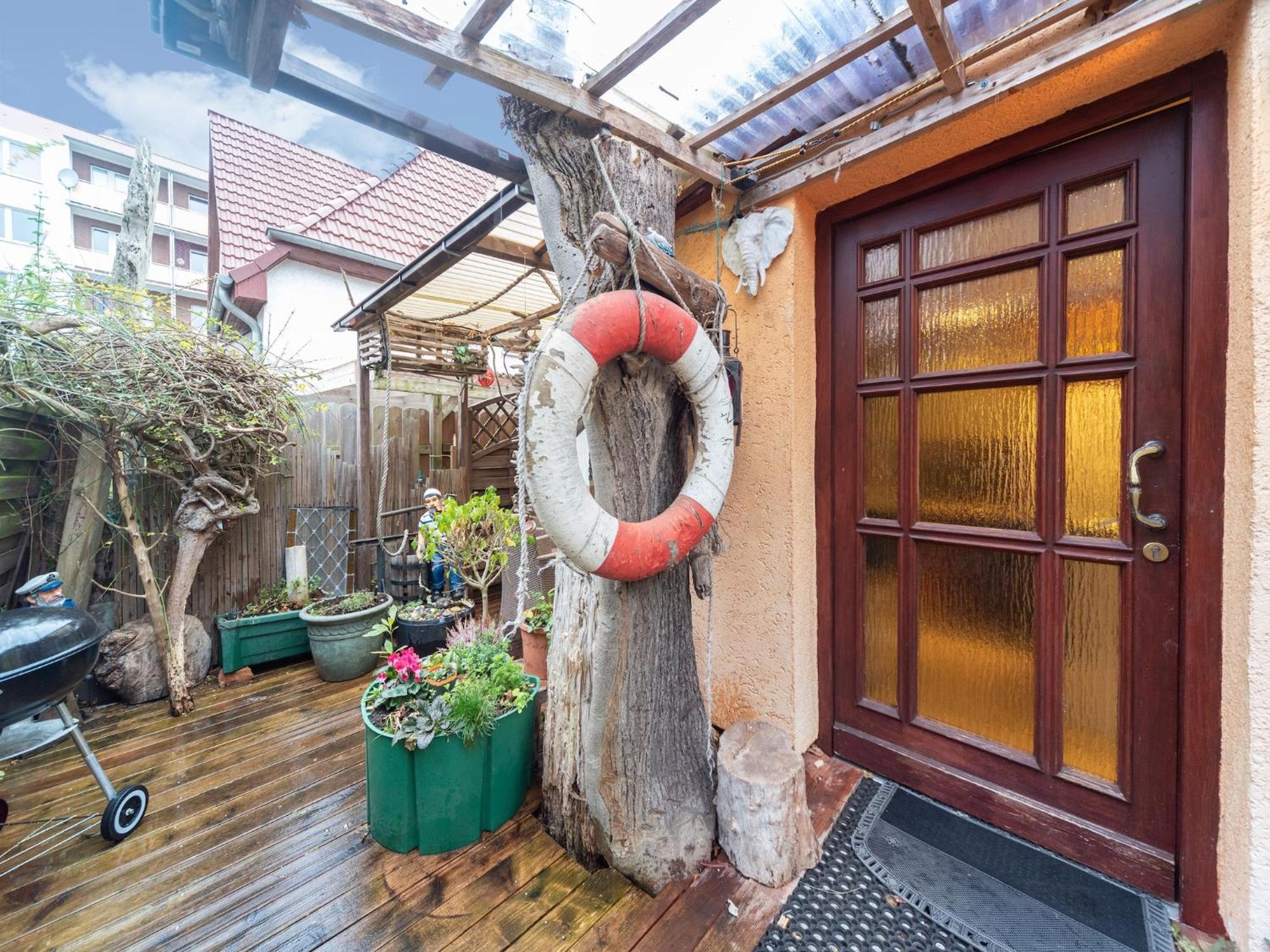 Comfortable Apartment In Wismar Mecklenburg With Fireplace 外观 照片